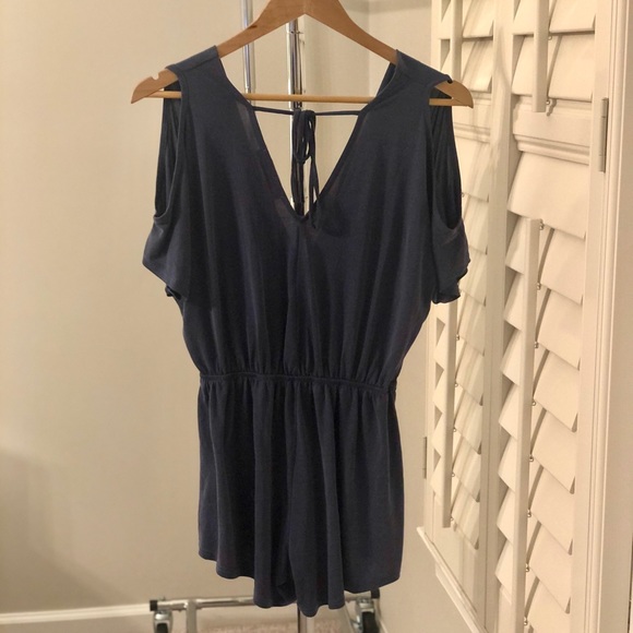 Romper - Picture 2 of 4